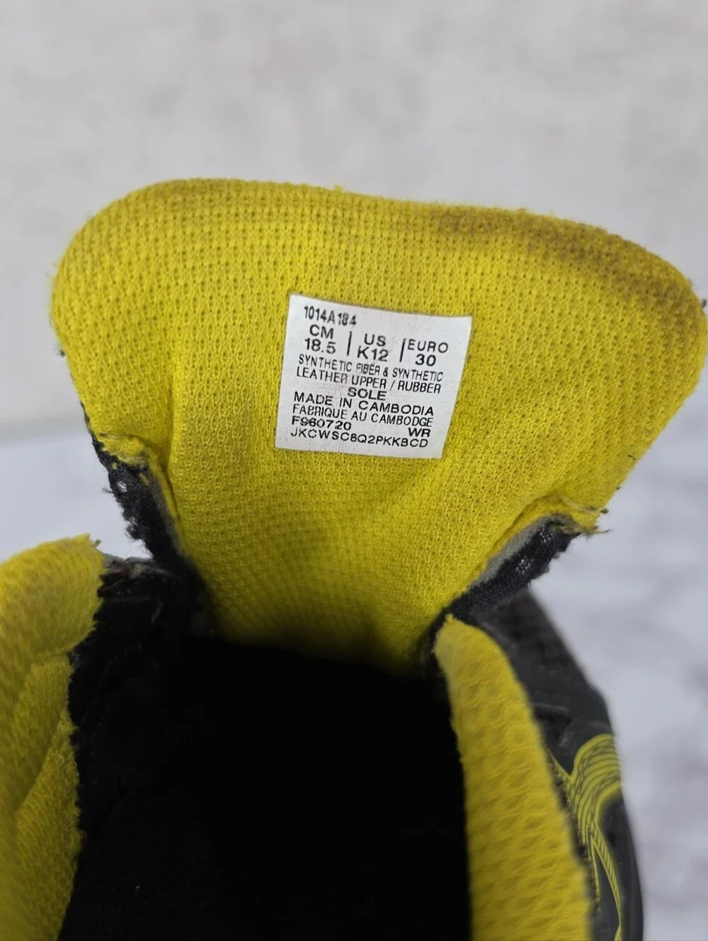 ASICS Jolt 2 Graphite Grey Vibrant Yellow Kids Boys Toddler Size 12